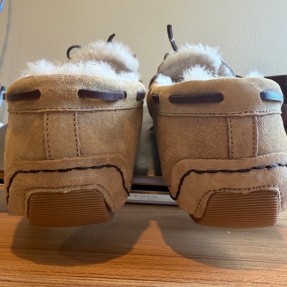 UGG Dakota slipper - Picture 7 of 8